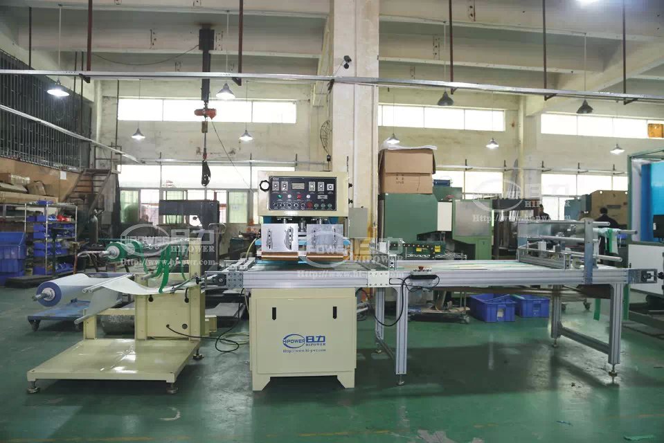 文件袋、書套自動(dòng)成型焊接機(jī)